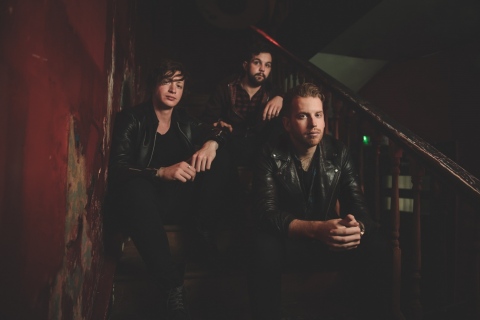 PROMO: RIOT!